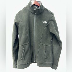 The north face sweater